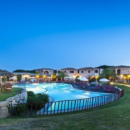 וילסימיוס S'Incantu Resort מראה חיצוני תמונה